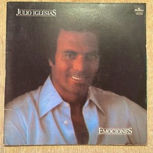 Julio Iglesias Emociones Vinyl Record